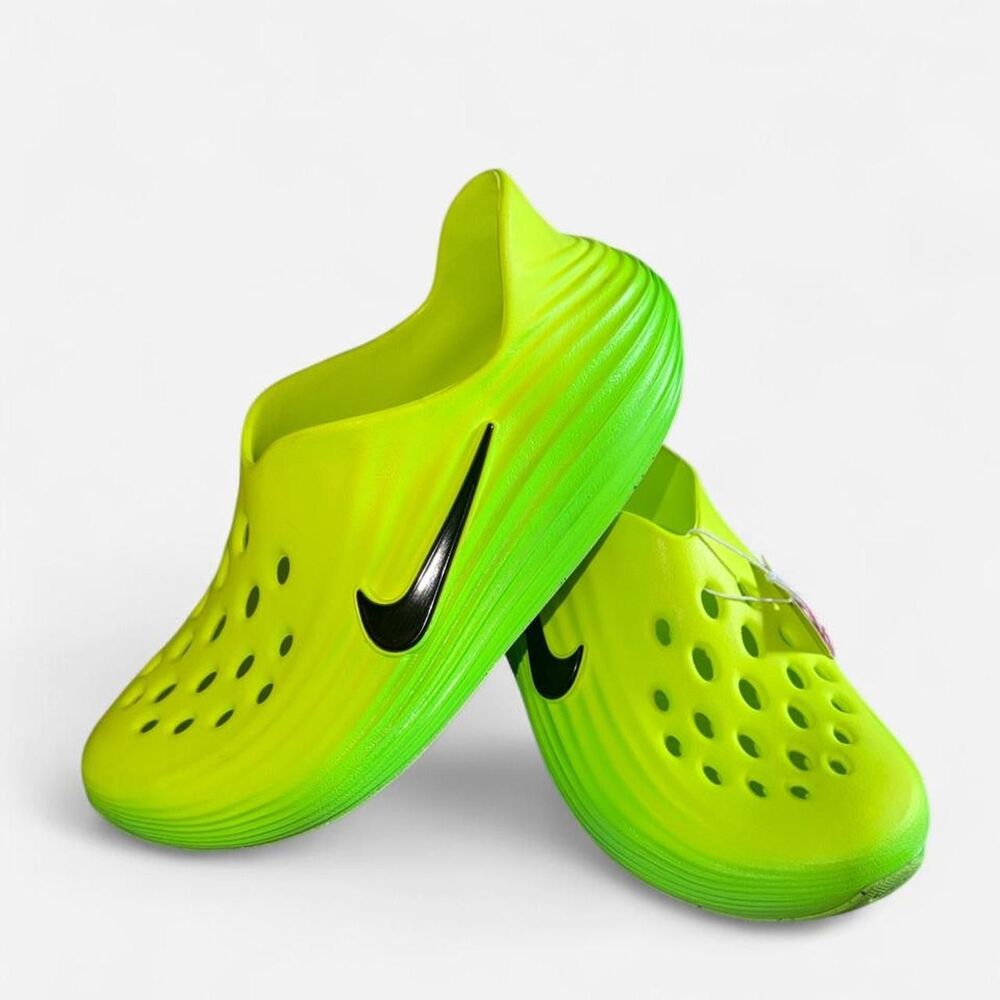 Nike Men's Green and Yellow Clogs